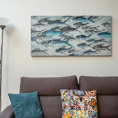 Luminos Quaroni Apartment