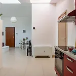 Apartment Luminos Quaroni *
