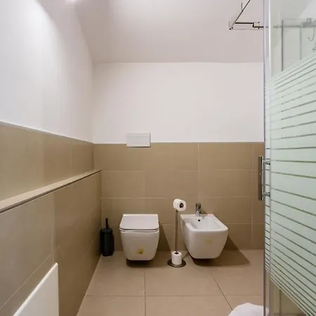 Apartman Luminos Quaroni *